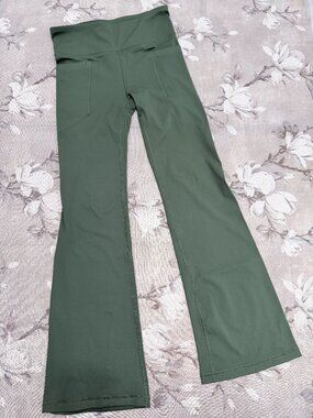 GapFit Green High Rise Flare Yoga Pants Leggings Pockets Size Small